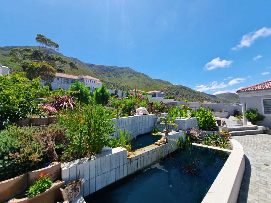 4 Bedroom Property for Sale in Onrus Western Cape